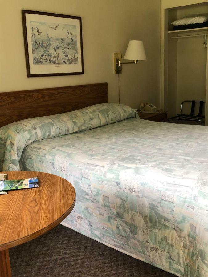 Colton Point Motel Wellsboro Luaran gambar